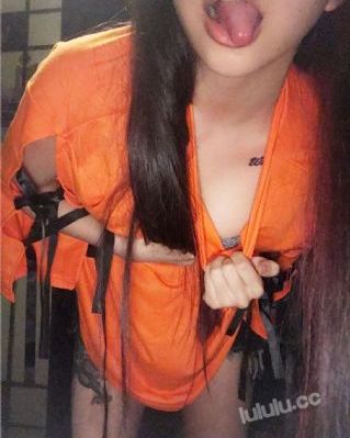 地下室偶像番剧sana第一集