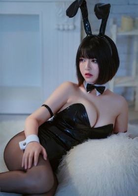 《侏罗纪世界》